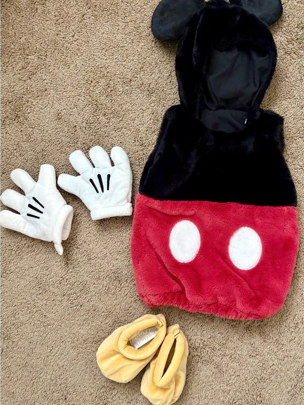 Pottery Barn Kids Mickey Mouse Costume